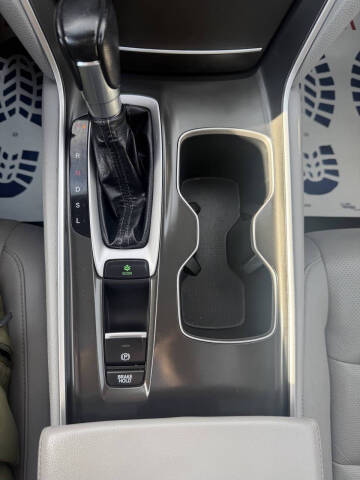 2018 Honda Accord EX-L w/Navi