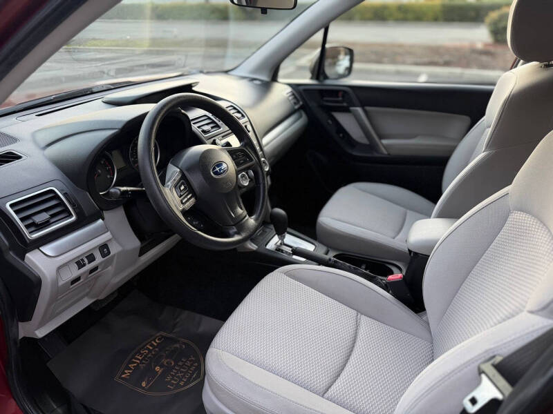 2016 Subaru Forester 2.5i