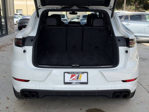 2022 Porsche Cayenne Coupe