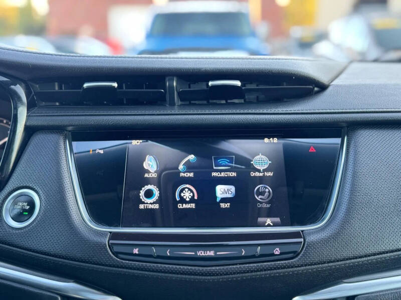 2017 Cadillac XT5 Luxury