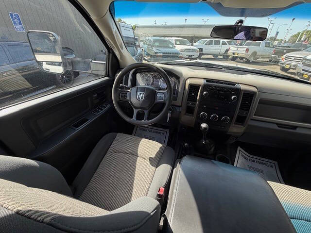 2012 RAM 3500 SLT