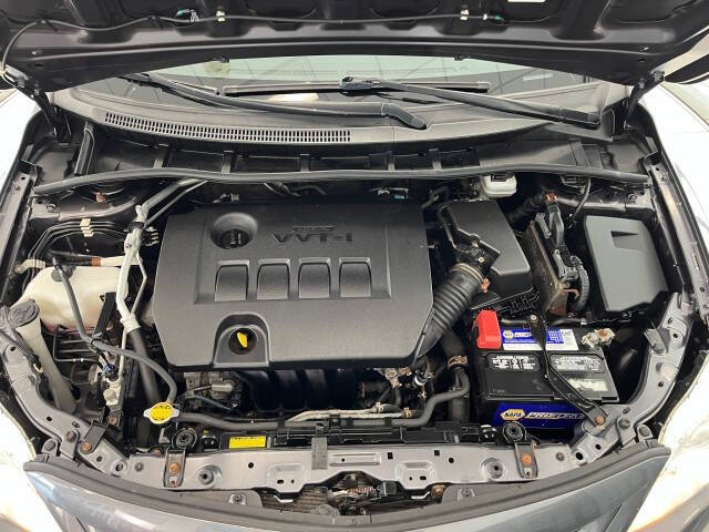 2011 Toyota Corolla LE