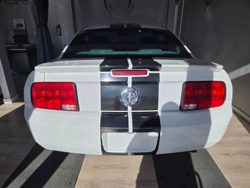 2009 Ford Mustang V6 Premium