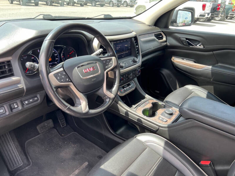 2021 GMC Acadia Denali