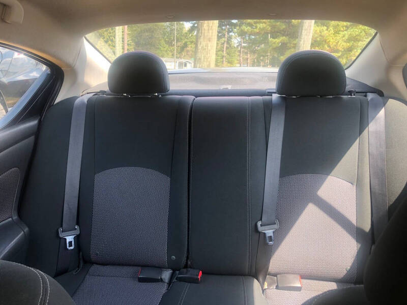 2019 Nissan Versa SV