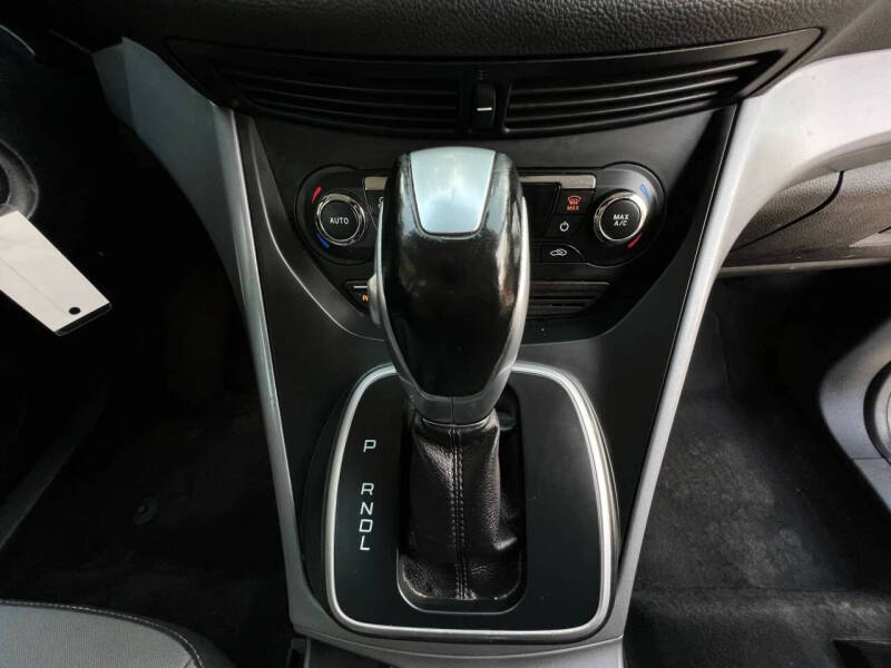 2015 Ford C-MAX Hybrid SE