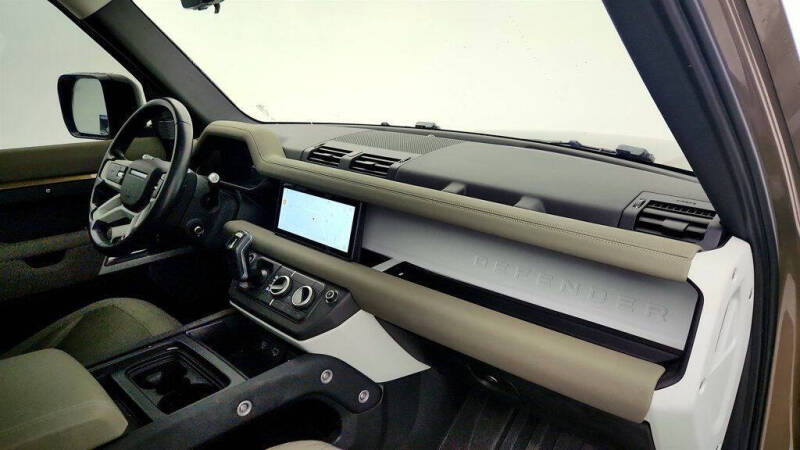 2020 Land Rover Defender 110 First Edition