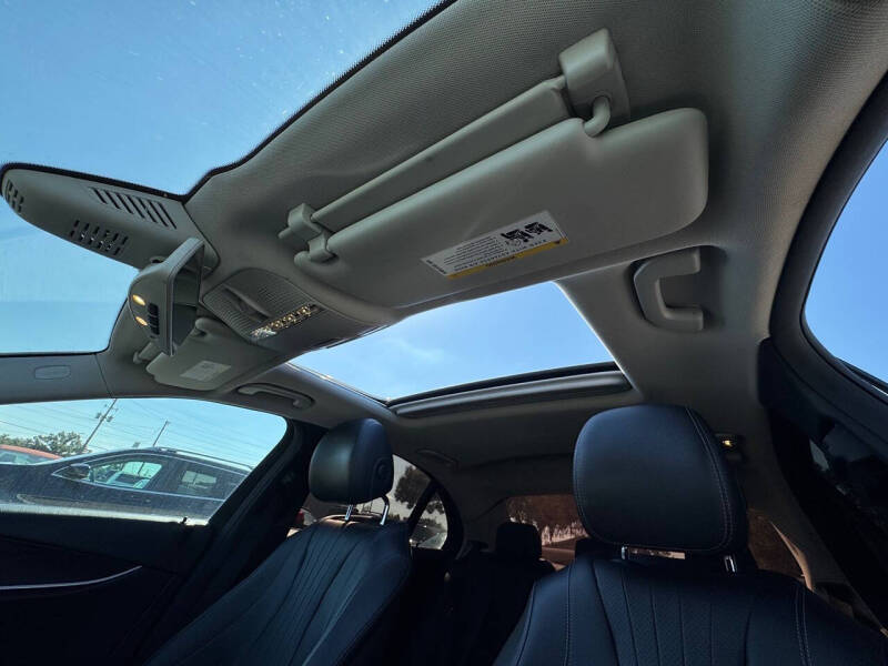 2017 Mercedes-Benz E-Class E 300 4MATIC