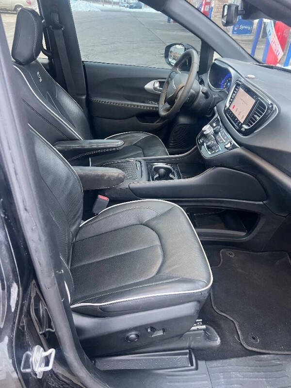 2025 Chrysler Pacifica Limited