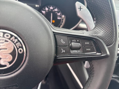 2023 Alfa Romeo Stelvio Veloce