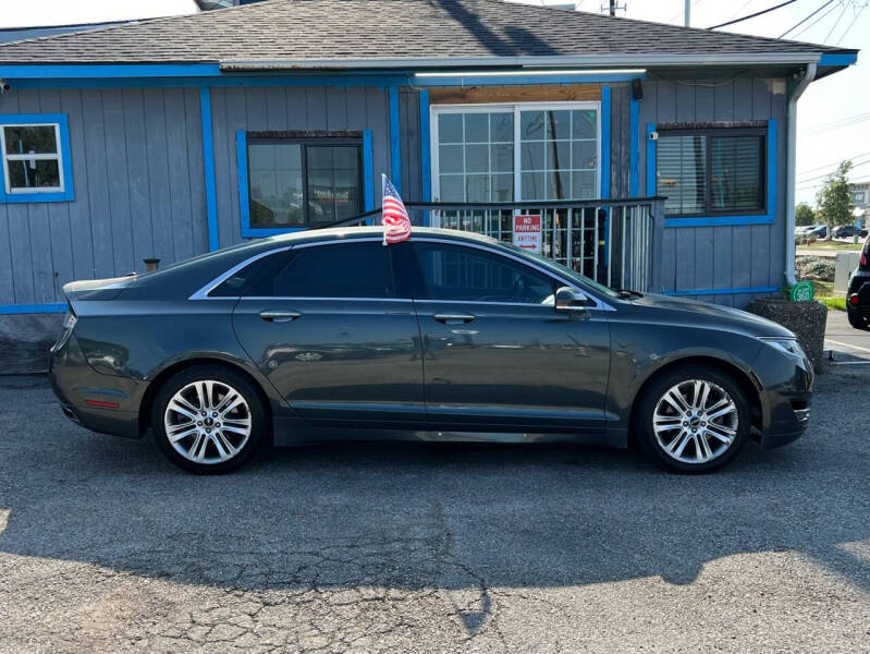 2016 Lincoln MKZ