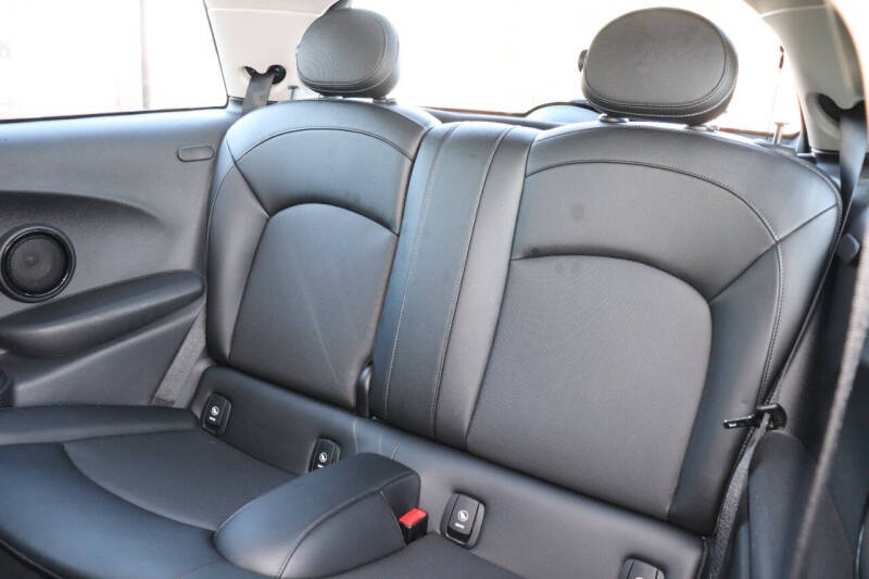 2016 MINI Hardtop 2 Door Cooper