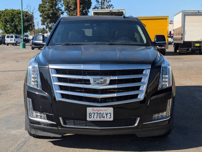 2018 Cadillac Escalade Luxury