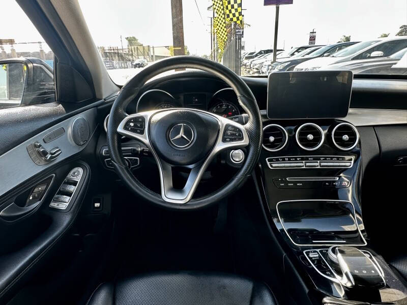 2016 Mercedes-Benz C-Class