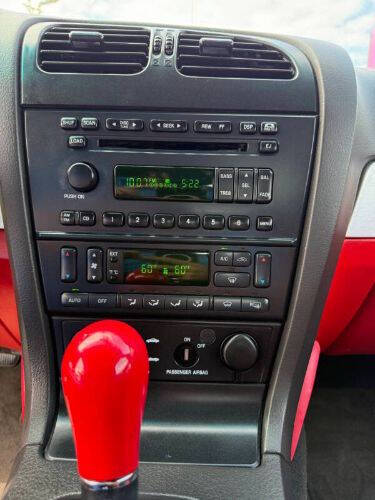 2002 Ford Thunderbird Deluxe