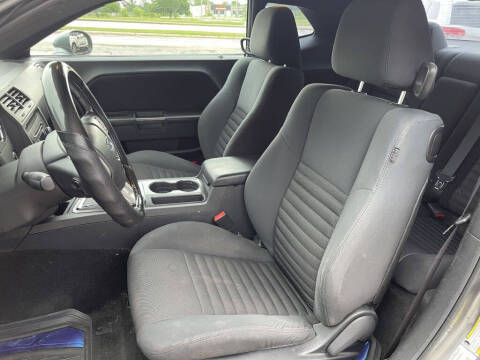 2012 Dodge Challenger SXT