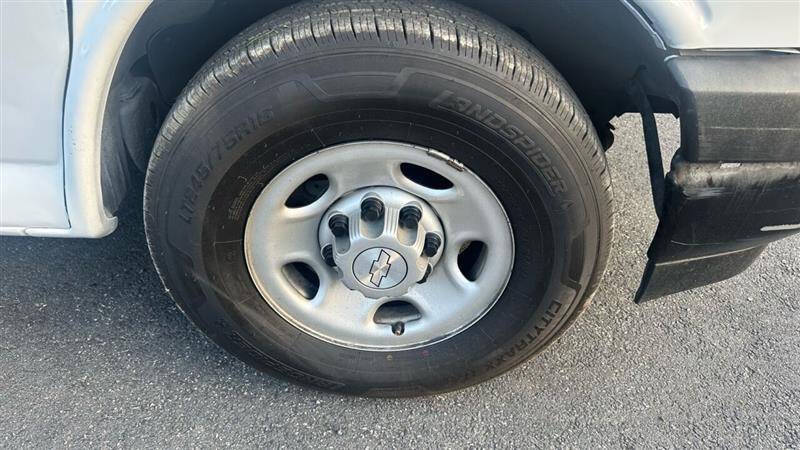 2017 Chevrolet Express 2500