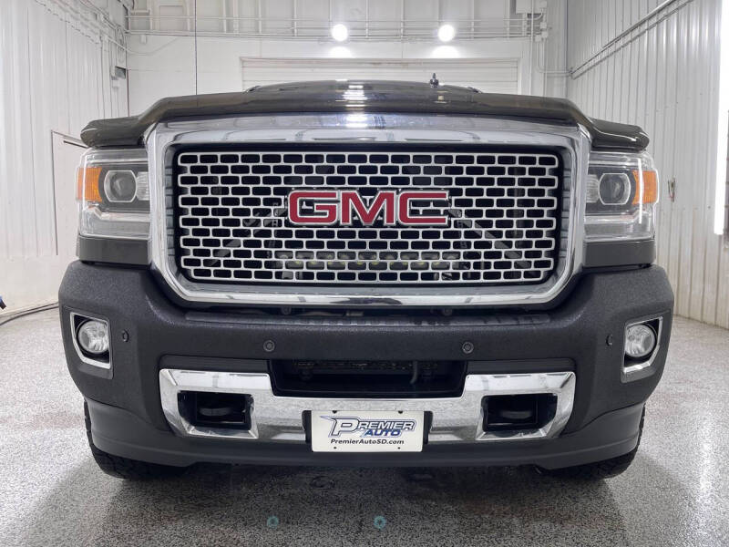 2016 GMC Sierra 2500HD Denali