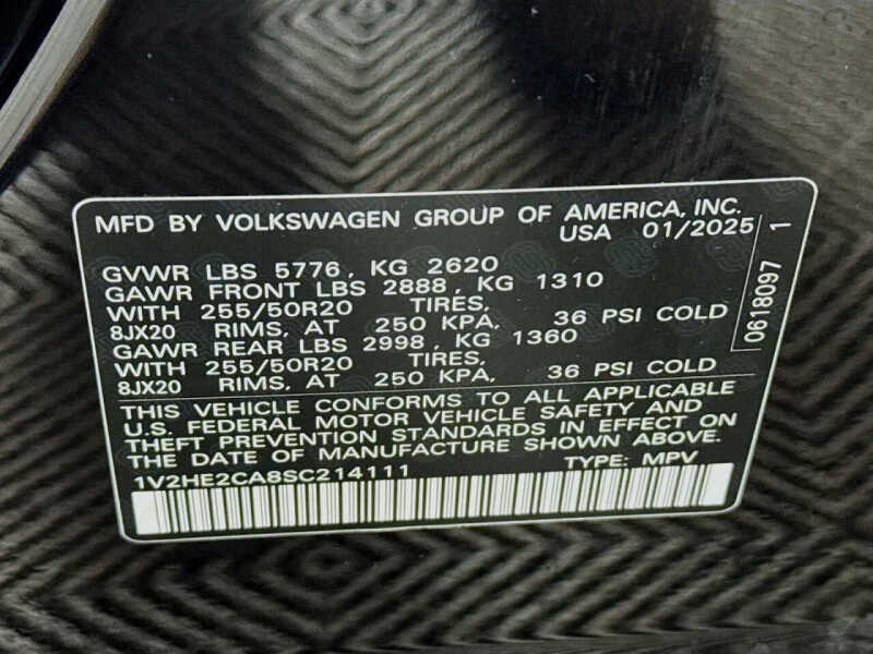 2025 Volkswagen Atlas Cross Sport SE 4Motion