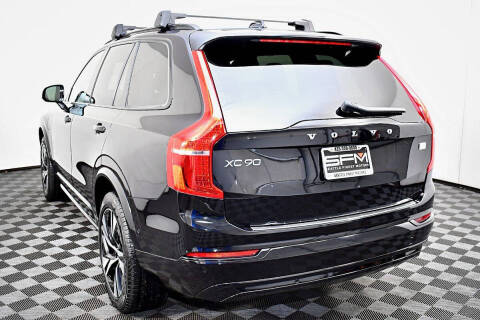 2022 Volvo XC90 Recharge T8 R-Design