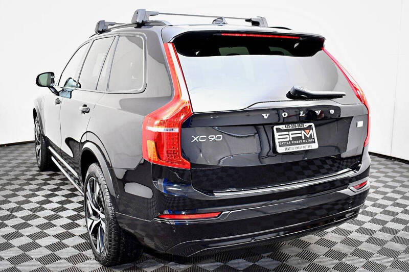 2022 Volvo XC90 Recharge T8 R-Design