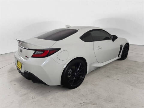 2024 Toyota GR86 Premium