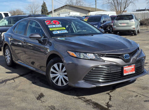 2020 Toyota Camry Hybrid for sale at Nissi Auto Sales in Waukegan IL