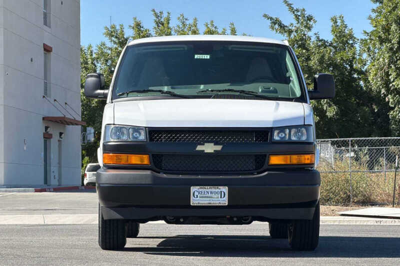 2026 Chevrolet Express 2500