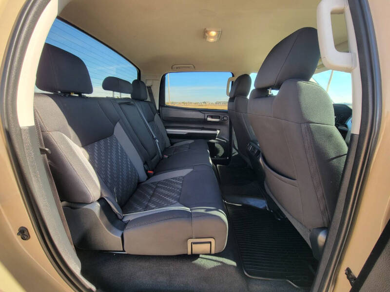 2019 Toyota Tundra SR5 photo 11