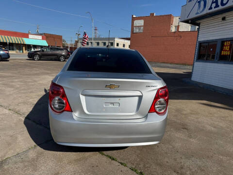 2015 Chevrolet Sonic LS Auto