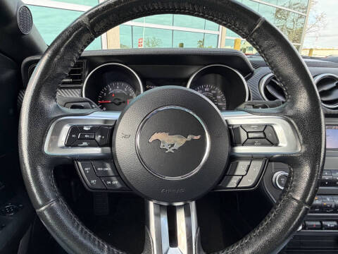 2020 Ford Mustang EcoBoost