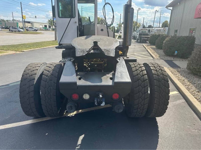 2005 OTTAWA COMANDO YARD DOG