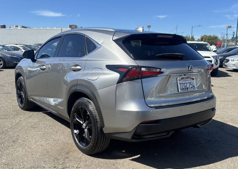 2017 Lexus NX 300h