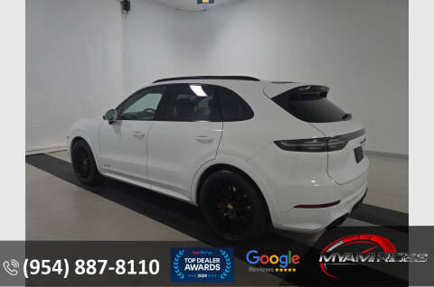 2021 Porsche Cayenne GTS