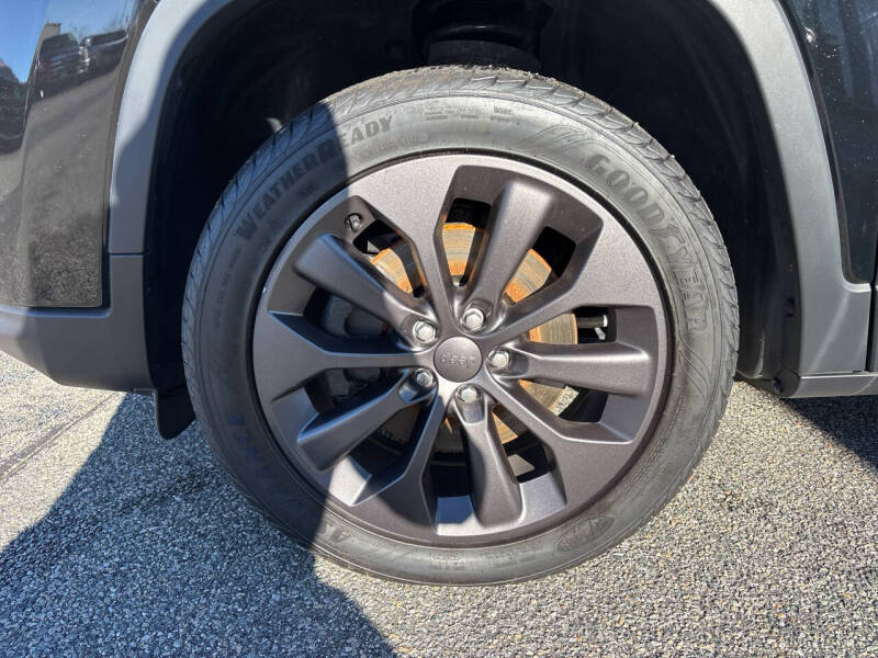 2021 Jeep Cherokee 80th Anniversary Edition