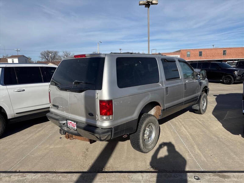 2004 Ford Excursion XLT
