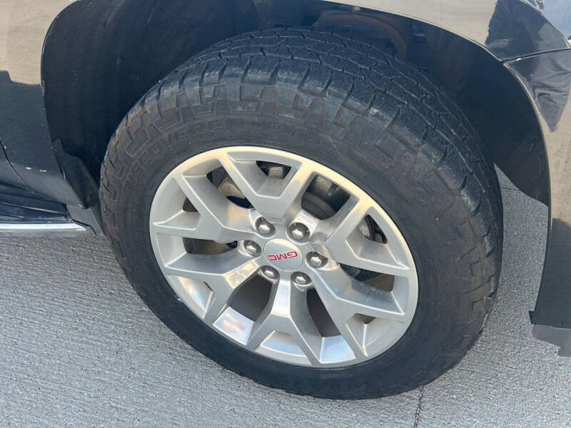 2019 GMC Yukon SLE