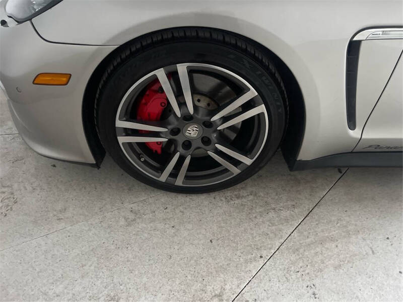 2013 Porsche Panamera GTS