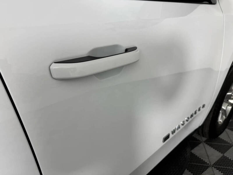 2024 Jeep Wagoneer L