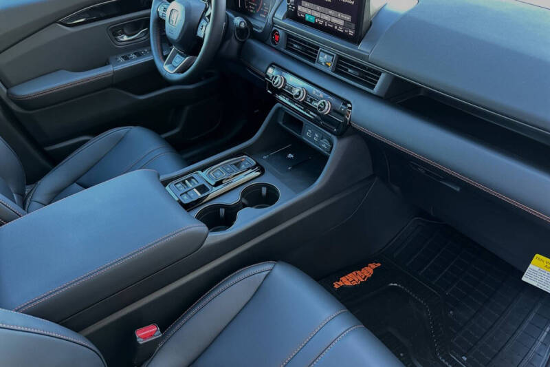 2025 Honda Pilot TrailSport