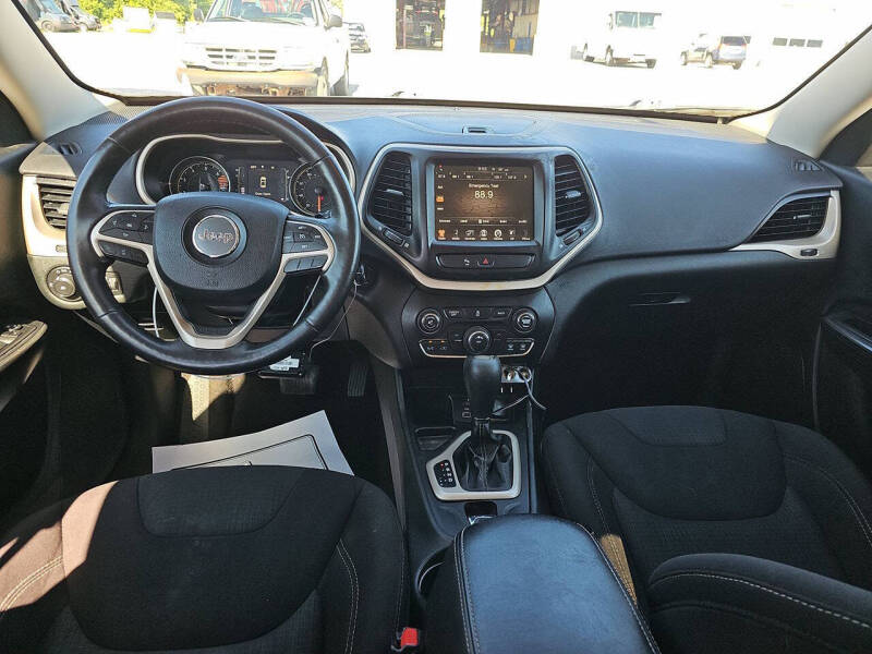 2016 Jeep Cherokee Latitude