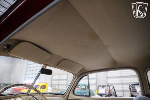 1947 Ford Deluxe