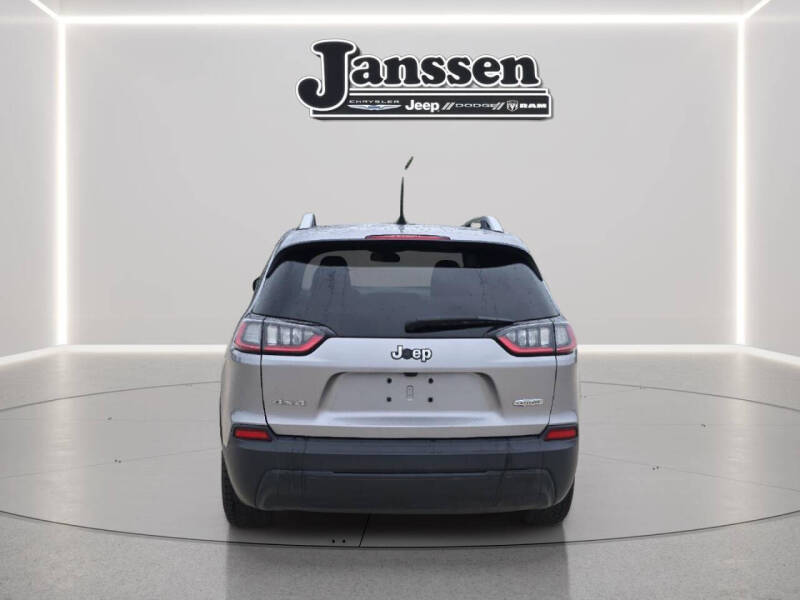 2019 Jeep Cherokee Latitude