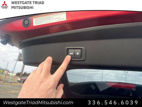 2025 Mitsubishi Outlander PHEV SEL