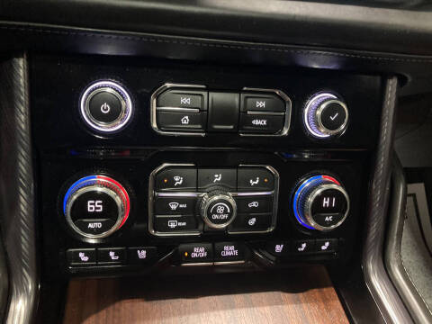 2023 GMC Yukon XL Denali Ultimate