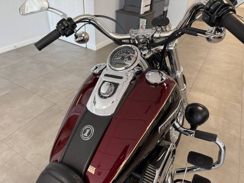 2014 Harley-Davidson Super Glide Custom