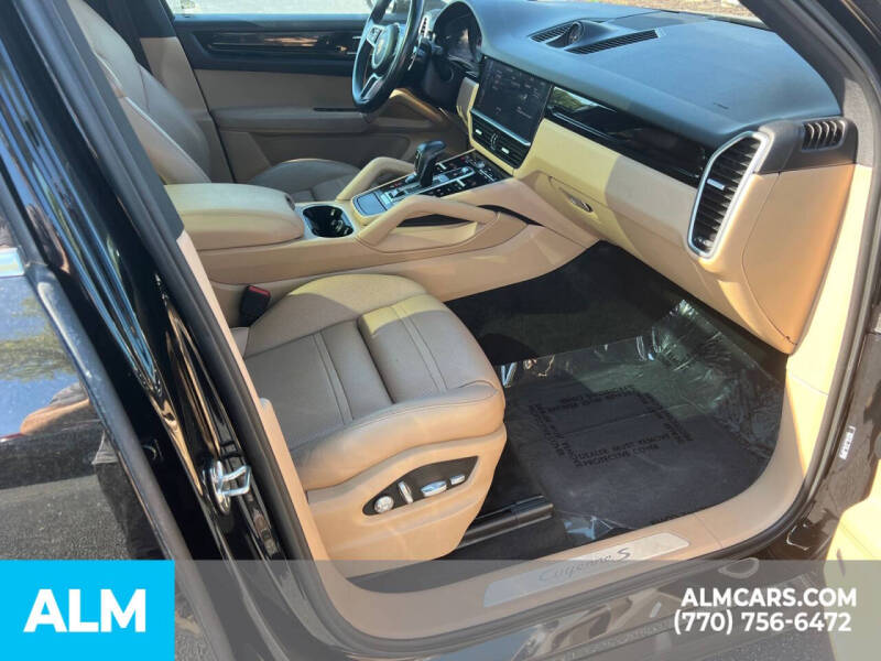 2019 Porsche Cayenne S