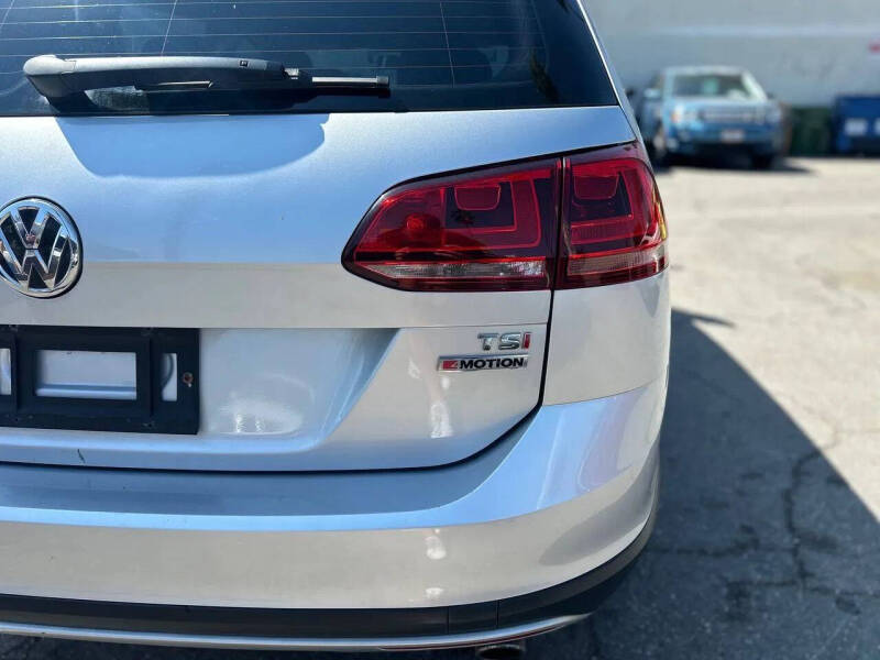 2017 Volkswagen Golf Alltrack