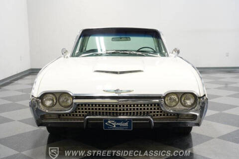 1962 Ford Thunderbird