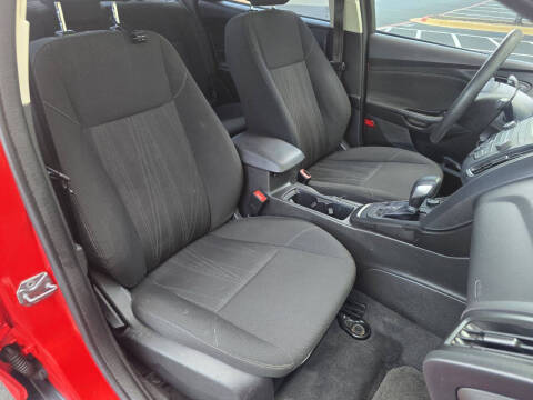 2017 Ford Focus SE